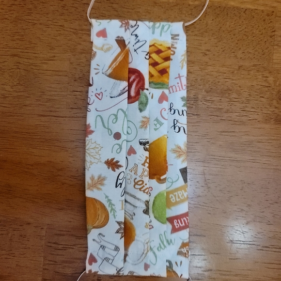 Fall Apple Cider Themed Face Mask - Picture 4 of 5